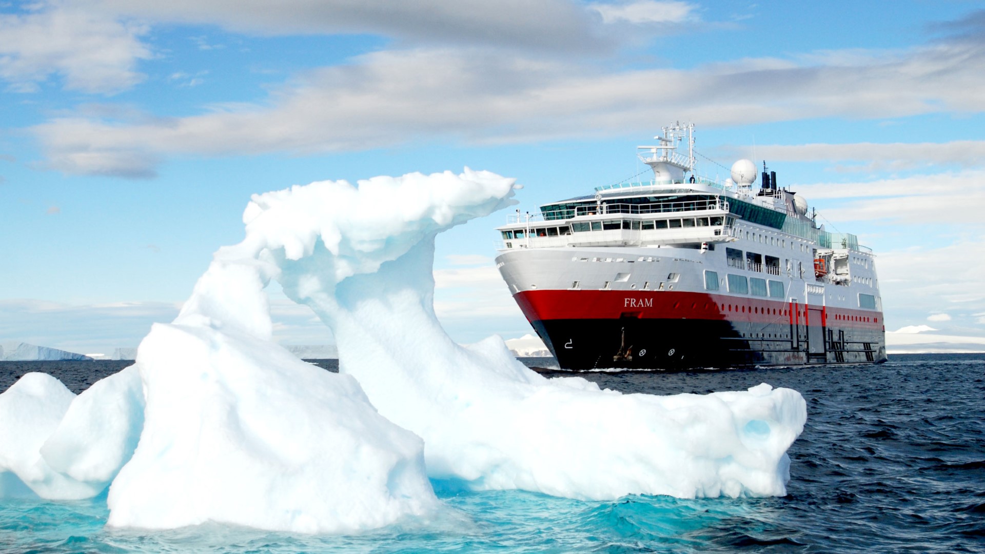 Hurtigruten / MS Fram